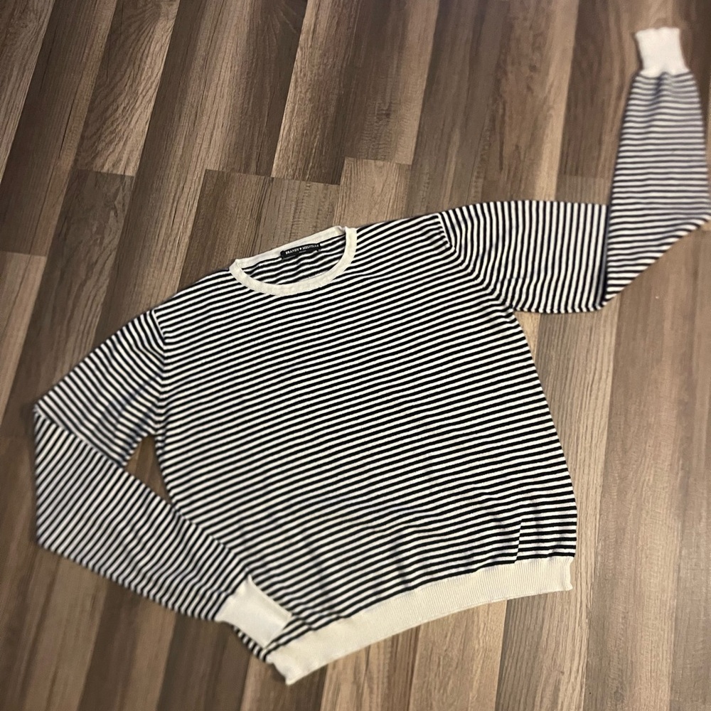Brandy Melville Sweater